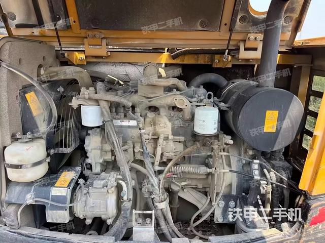 發(fā)動機(jī)室（上車部件）