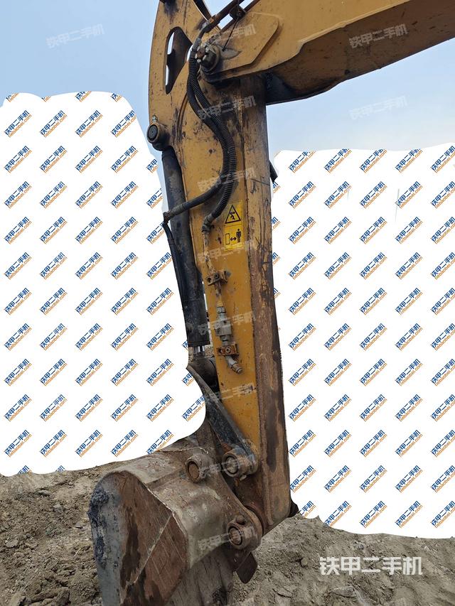 小臂整體左后（工作和回轉(zhuǎn)裝置）