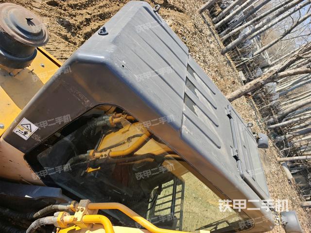 駕駛室頂部（整機(jī)外觀）