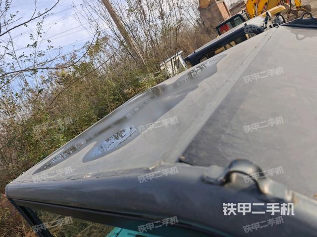 駕駛室頂部（整機(jī)外觀）