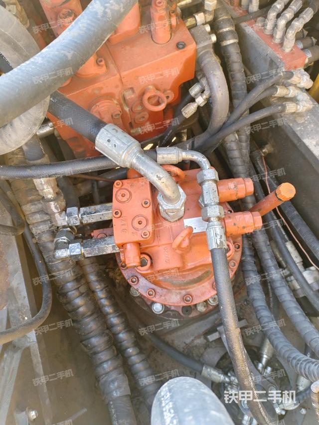 回轉(zhuǎn)馬達(dá)（上車(chē)部件）