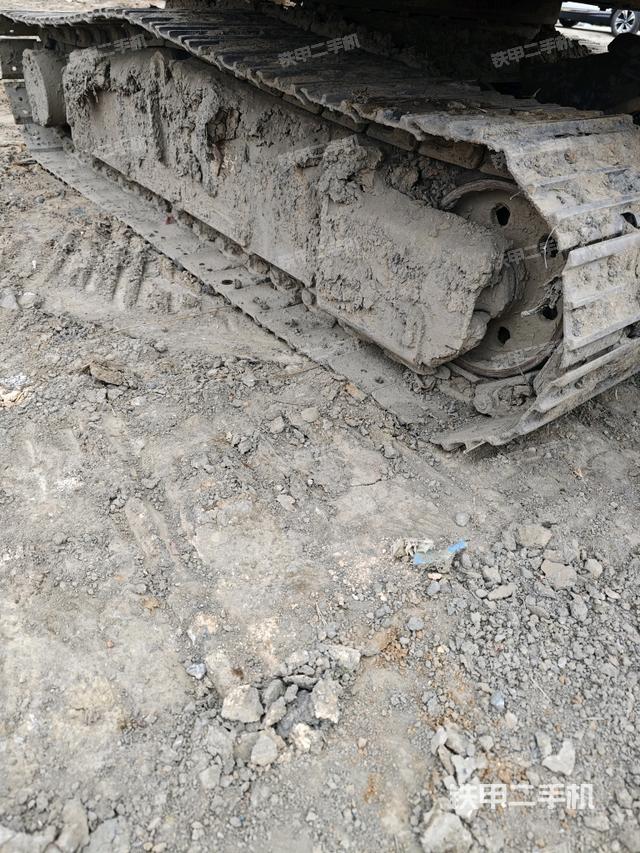 左側(cè)履帶整體?（行走機(jī)構(gòu)）