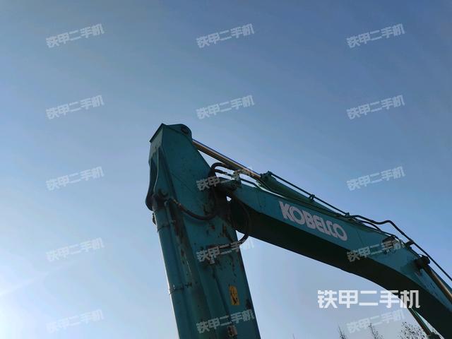 大臂整體?右側(工作和回轉裝置) 大臂整體?右側(工作和回轉裝置)