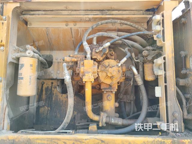 液壓泵室（大件艙室）