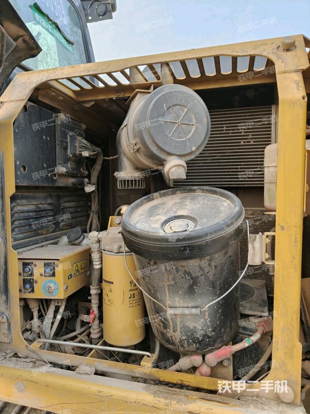 液壓泵斜45?左（大件艙室）