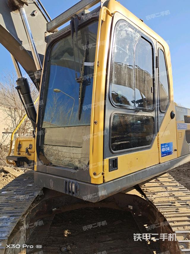 駕駛室整體（整機(jī)外觀）