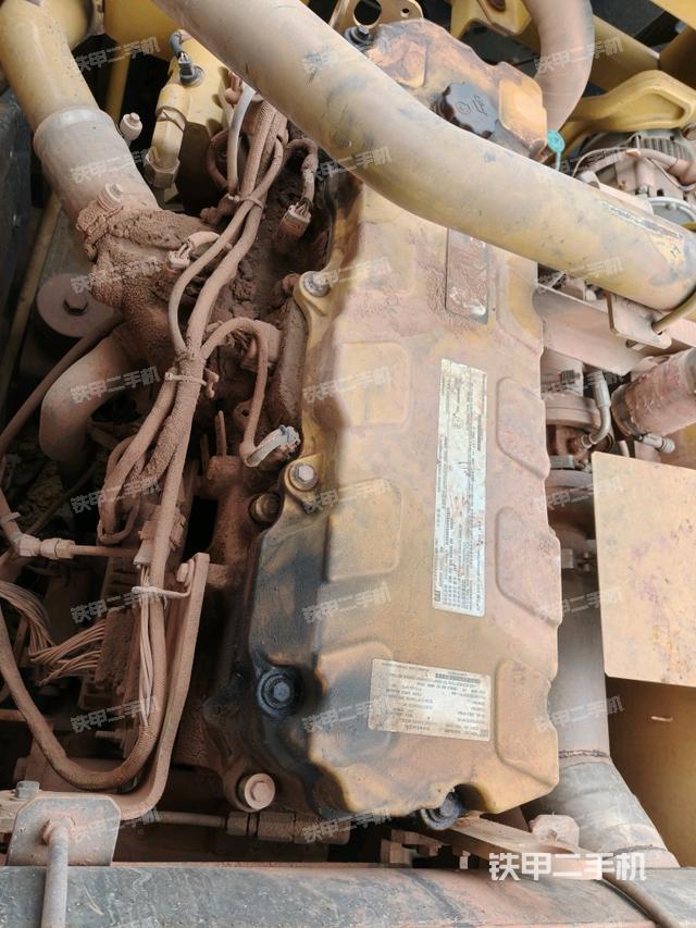 氣門室蓋螺絲特寫（上車部件）