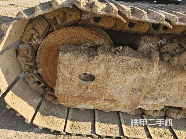 左導(dǎo)向輪（行走機(jī)構(gòu)）