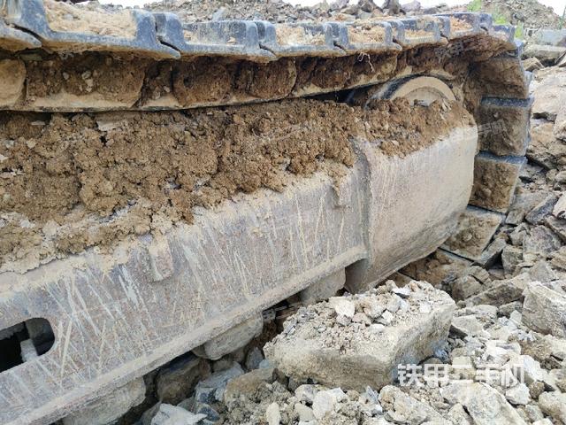 右側(cè)行走馬達(dá)蓋板（行走機(jī)構(gòu)）