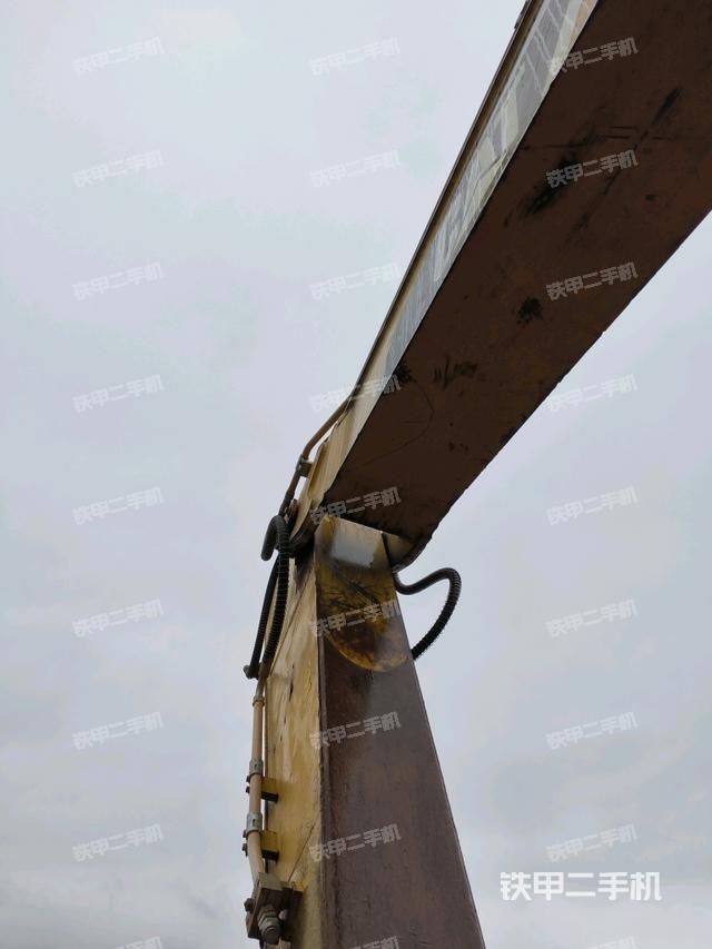 小臂整體左后（工作和回轉(zhuǎn)裝置）