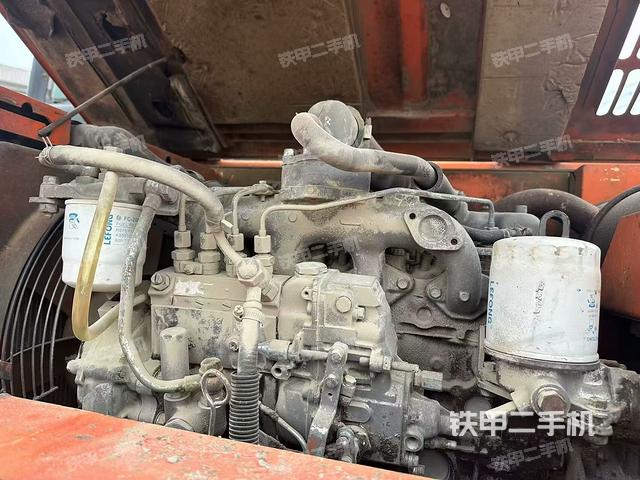 發(fā)動(dòng)機(jī)整體俯視(整機(jī)外觀) 發(fā)動(dòng)機(jī)整體俯視(整機(jī)外觀)