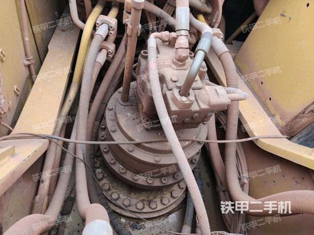 回轉(zhuǎn)馬達(dá)（上車部件）