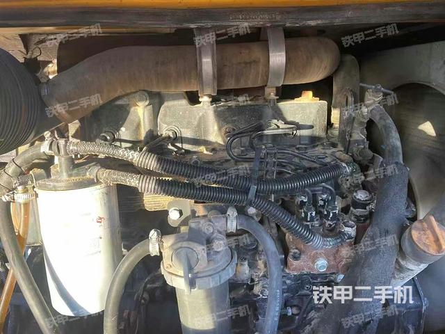 發(fā)動機整體俯視(整機外觀) 發(fā)動機整體俯視(整機外觀)