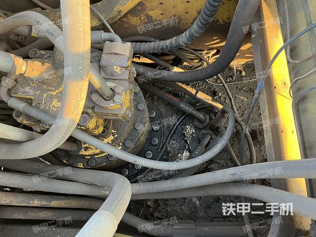 回轉(zhuǎn)馬達(dá)（上車(chē)部件）