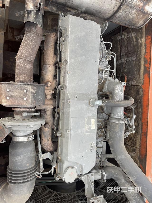 發(fā)動(dòng)機(jī)室(上車部件) 發(fā)動(dòng)機(jī)室(上車部件)