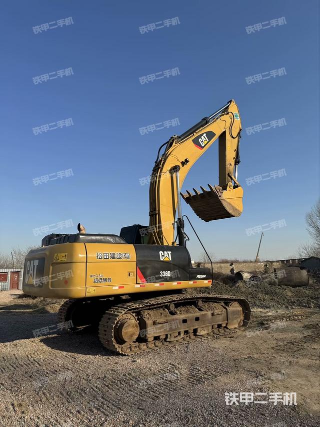 整機(jī)右后45°(整機(jī)外觀) 整機(jī)右后45°(整機(jī)外觀)