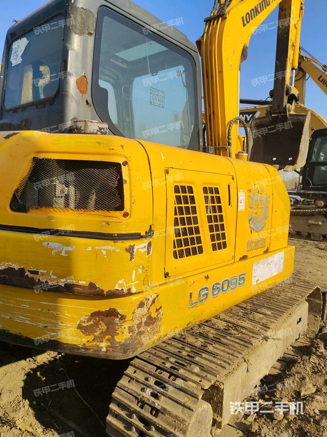 右后45（整機外觀）