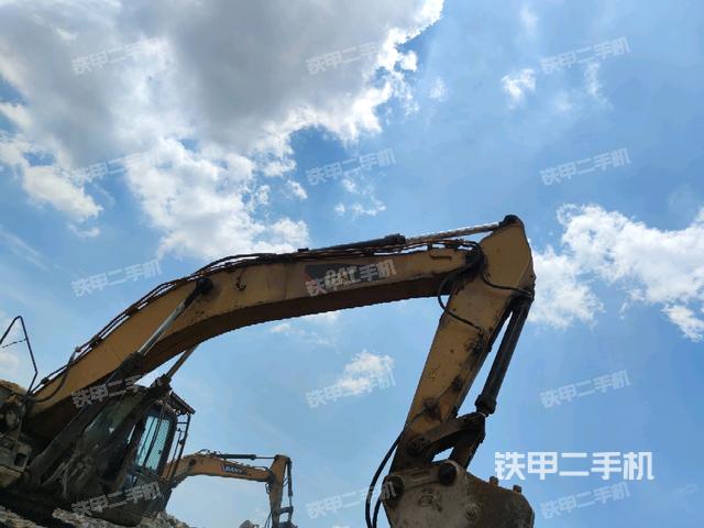 大臂整體?右側(cè)（工作和回轉(zhuǎn)裝置）