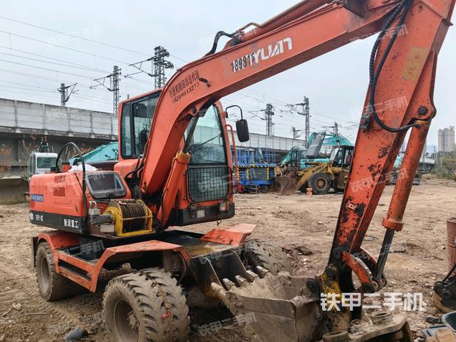 右前45(整機(jī)外觀) 右前45(整機(jī)外觀)