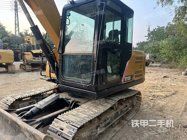 轉(zhuǎn)盤和下車架正前（工作和回轉(zhuǎn)裝置）