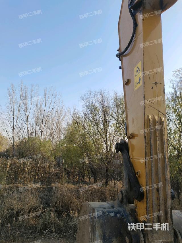 小臂整體左后（工作和回轉裝置）