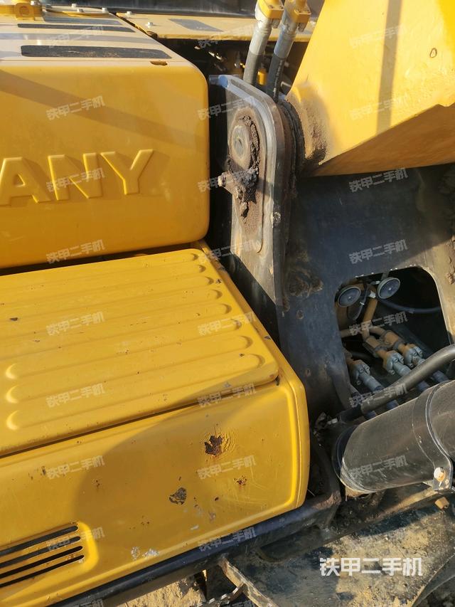 大臂根部?斜視（工作和回轉裝置）