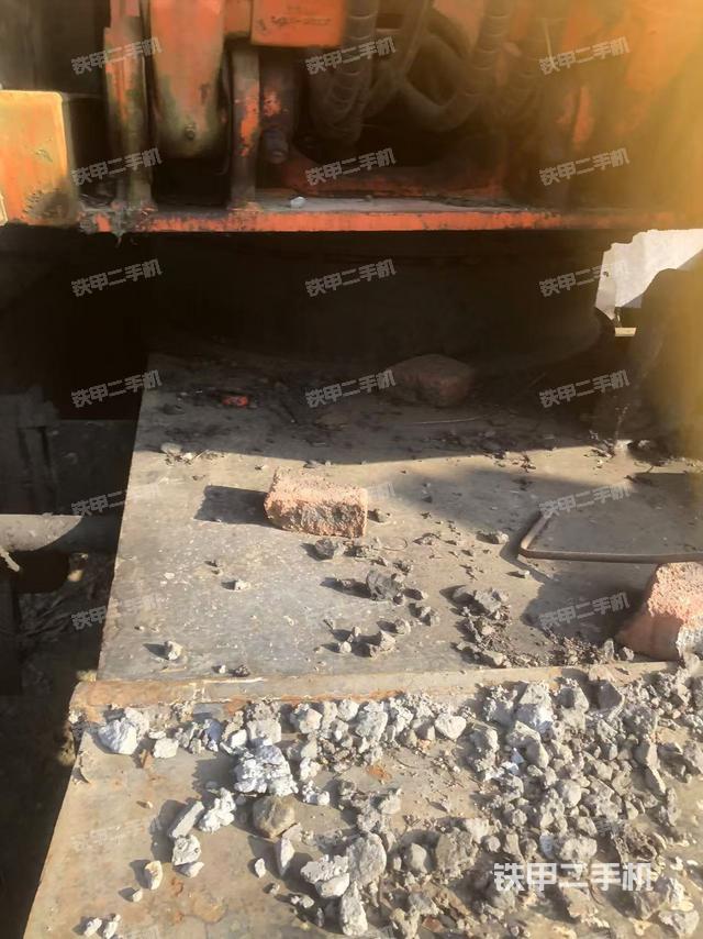 右驅(qū)動(dòng)輪(行走機(jī)構(gòu)) 右驅(qū)動(dòng)輪(行走機(jī)構(gòu))