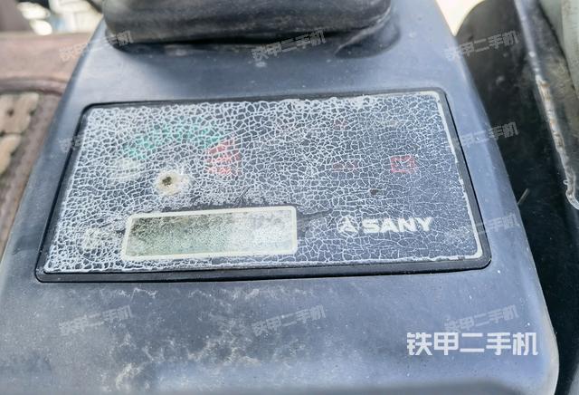 小時(shí)表(駕駛室部分) 小時(shí)表(駕駛室部分)