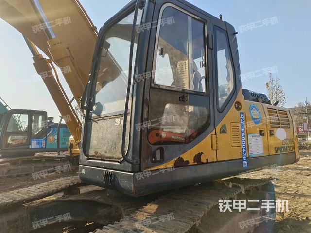 右前45(整機(jī)外觀) 右前45(整機(jī)外觀)