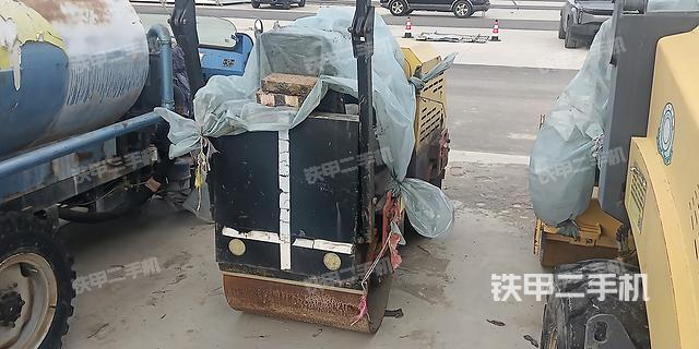 整機右后45°(設(shè)備外觀及核心部件) 整機右后45°(設(shè)備外觀及核心部件)