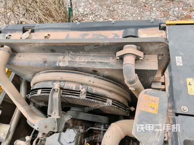 水箱+風扇特寫(上車部件) 水箱+風扇特寫(上車部件)