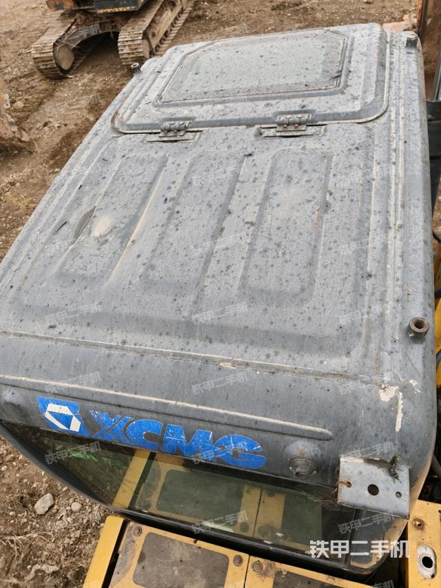 氣門室蓋螺絲特寫（上車部件）