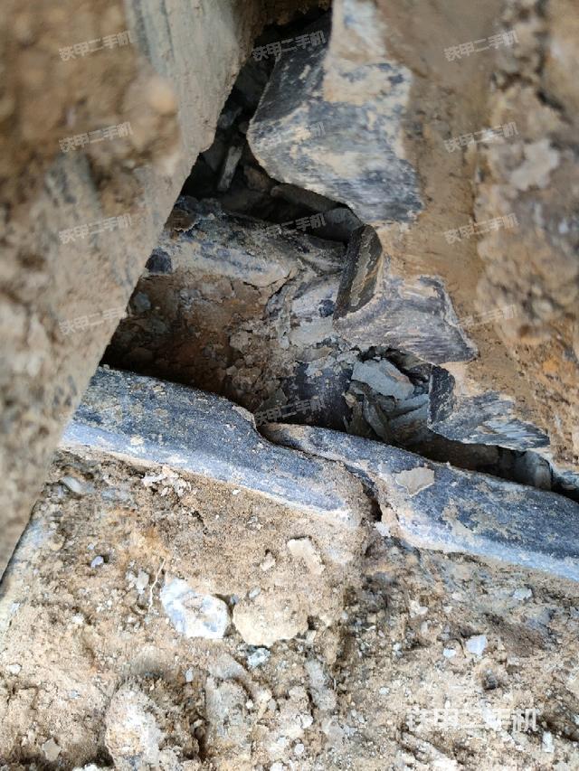 右導(dǎo)向輪（行走機(jī)構(gòu)）