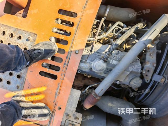 發(fā)動(dòng)機(jī)整體俯視(整機(jī)外觀) 發(fā)動(dòng)機(jī)整體俯視(整機(jī)外觀)