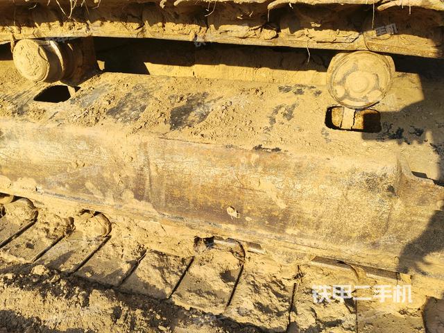 右側行走馬達蓋板（行走機構）