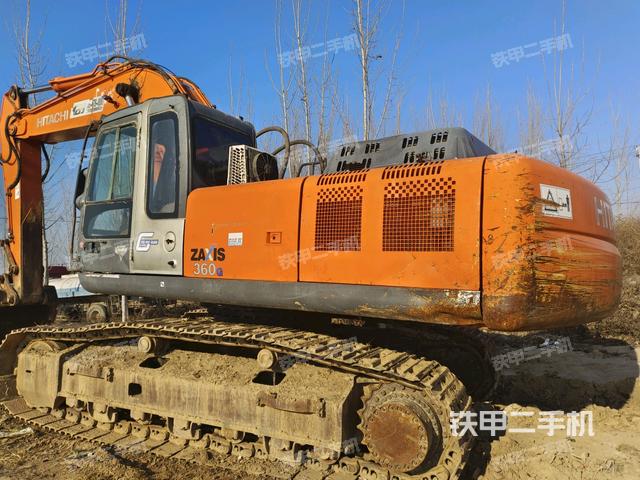 左后45(整機(jī)外觀) 左后45(整機(jī)外觀)