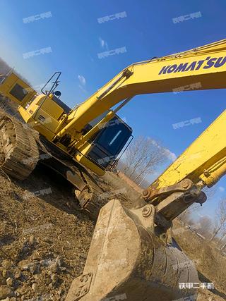 小松PC220-8挖掘機(jī)