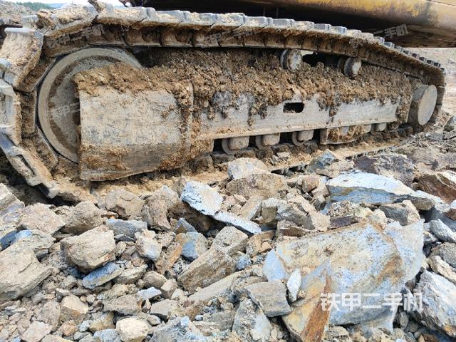 左側(cè)履帶整體?（行走機(jī)構(gòu)）