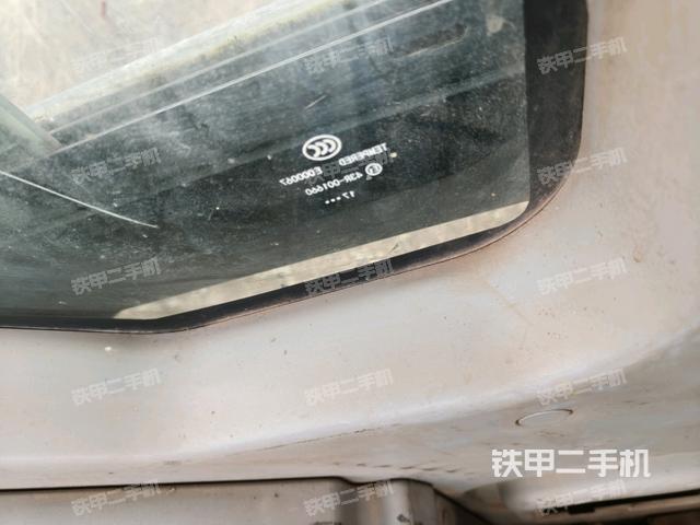 右側(cè)玻璃角標（駕駛室部分）