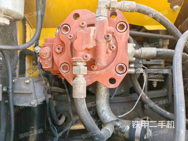 液壓泵室（大件艙室）