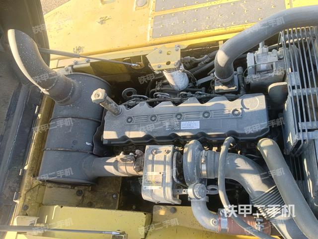 發(fā)動(dòng)機(jī)整體俯視（整機(jī)外觀）