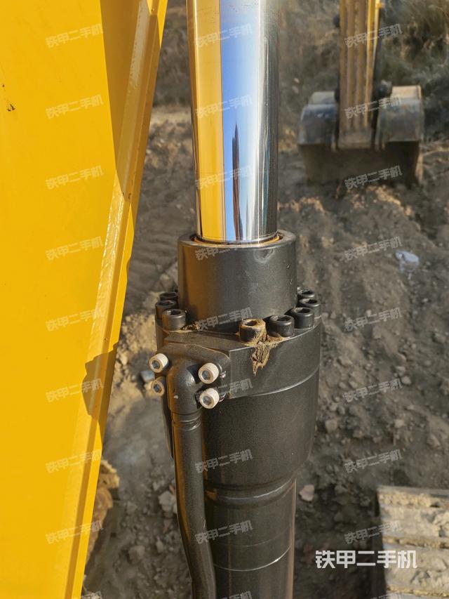 大臂油缸整體?豎拍（工作和回轉裝置）