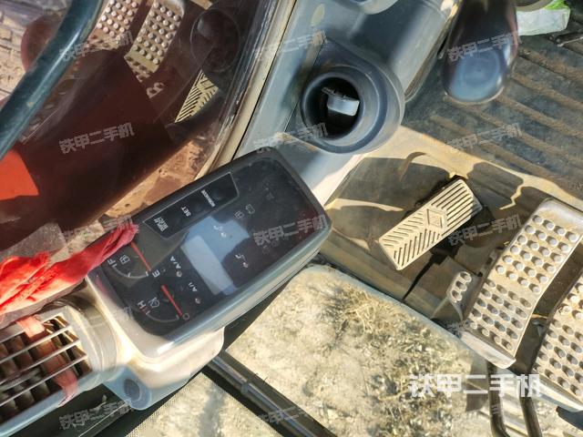 顯示屏?(駕駛室部分) 顯示屏?(駕駛室部分)