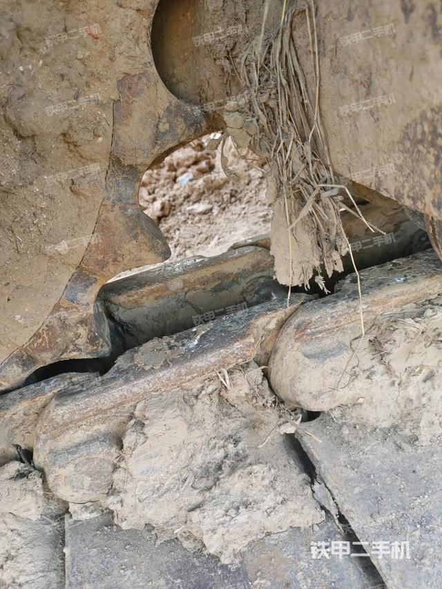 右側履帶整體（行走機構）