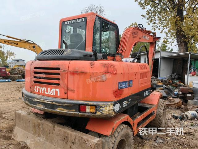 右后45(整機(jī)外觀) 右后45(整機(jī)外觀)