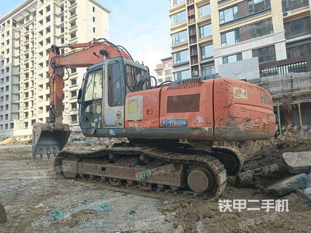 日立ZX240-3G挖掘机的设备实拍-第3张实拍照片