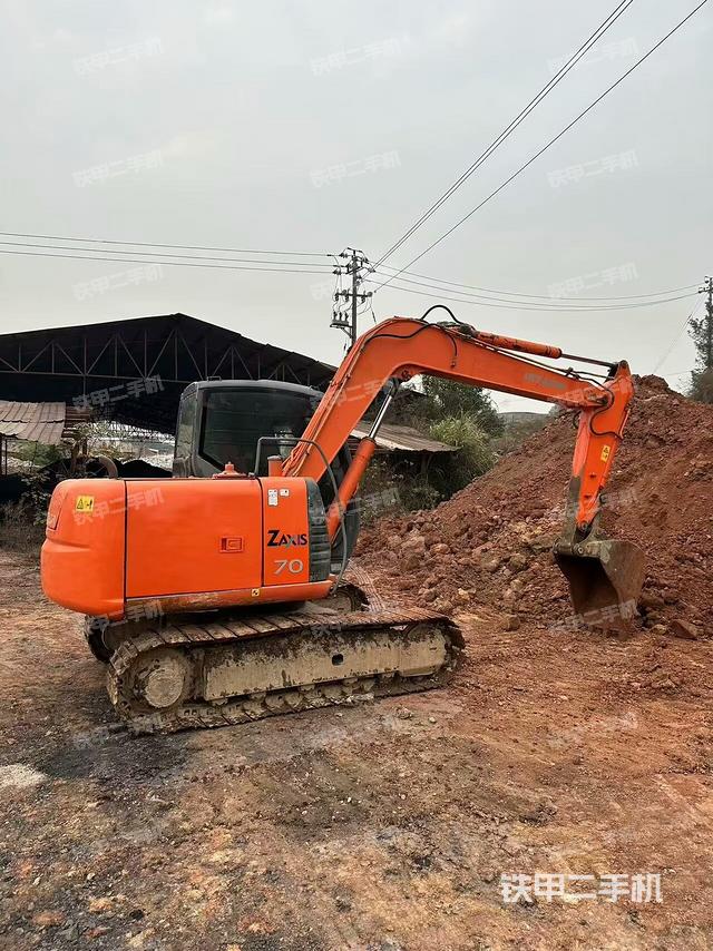 整機(jī)右后45°(整機(jī)外觀) 整機(jī)右后45°(整機(jī)外觀)