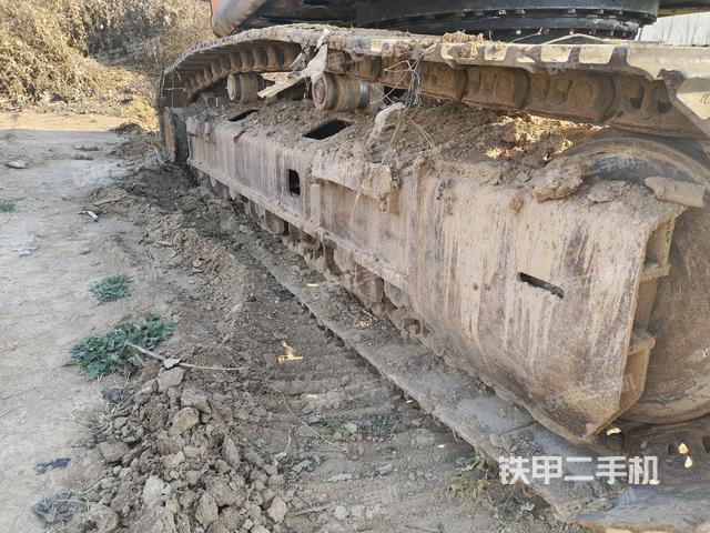 右側(cè)行走馬達(dá)蓋板(行走機(jī)構(gòu)) 右側(cè)行走馬達(dá)蓋板(行走機(jī)構(gòu))