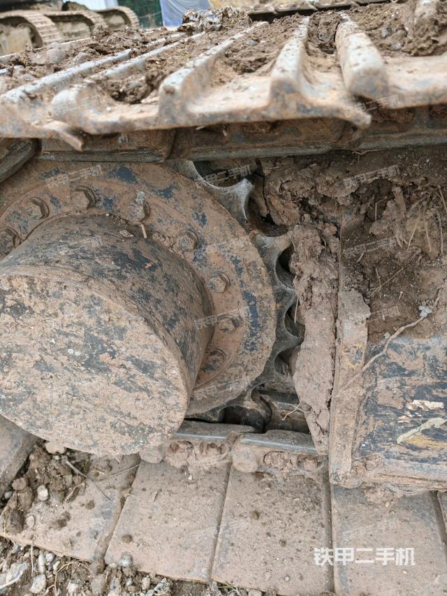 左側(cè)行走馬達(dá)蓋板（行走機(jī)構(gòu)）