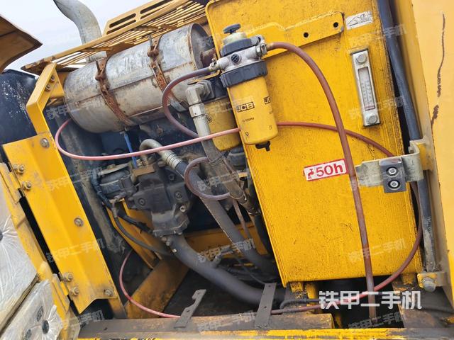 液壓泵室(大件艙室) 液壓泵室(大件艙室)
